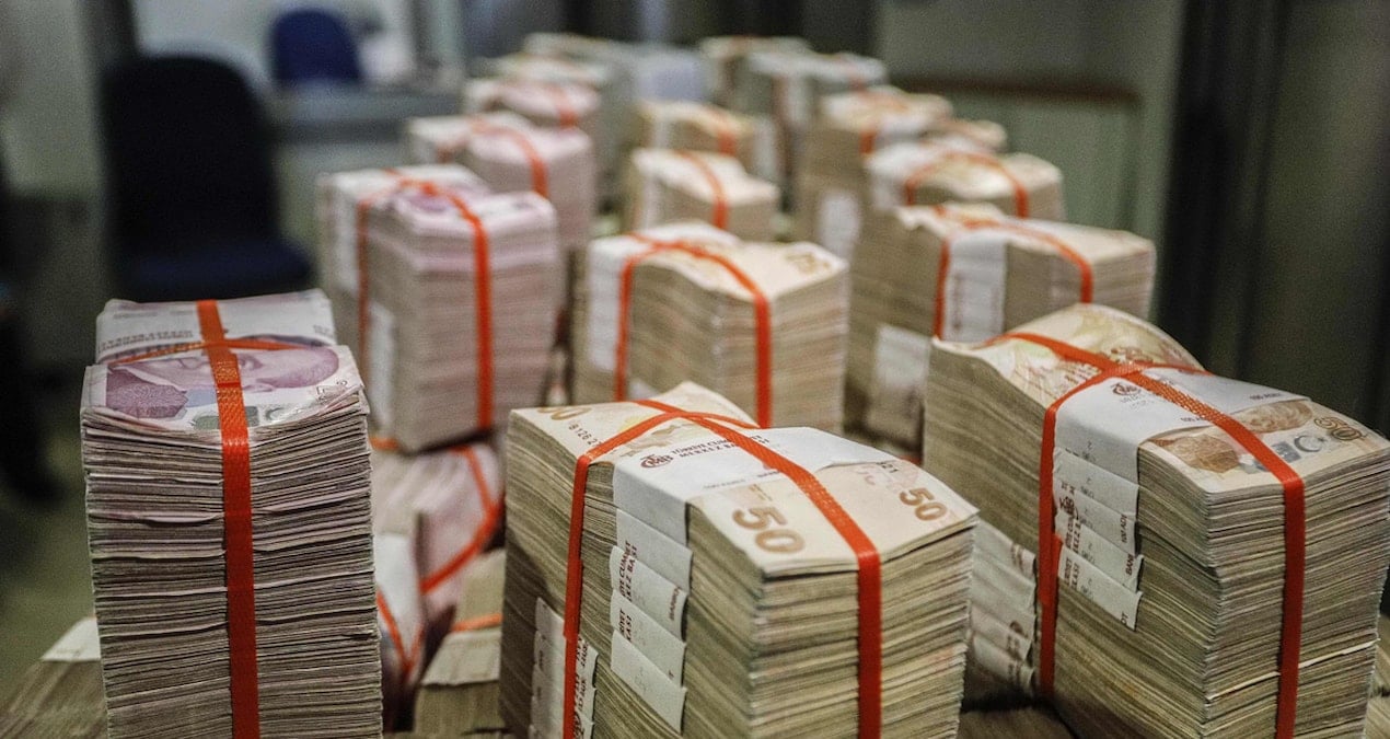 hazine-iki-tahvil-ihalesinde-yaklasik-353-milyar-lira-borclandi-CQTstyaL.jpg